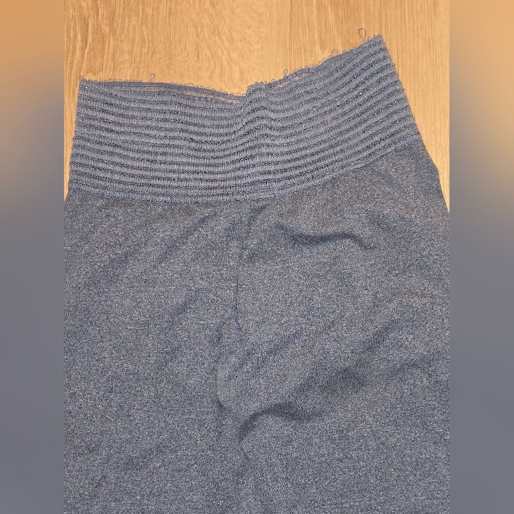 Cute Booty Leggings, Womens Medium, Stretch, Fitted, Two Pockets Denim Color - Picture 2 of 7